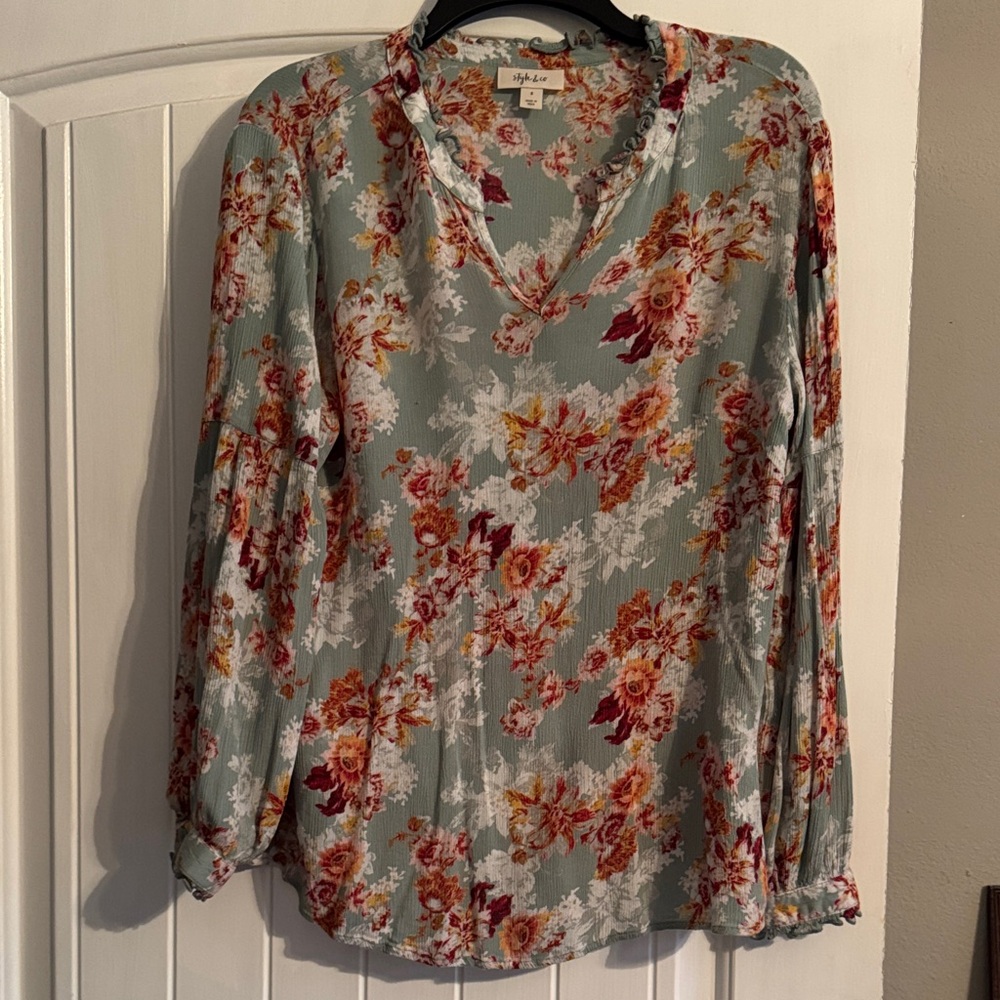 Style & Co. Floral Blouse in‎ Green and Red